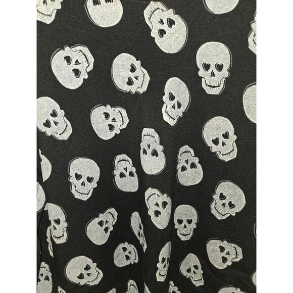 Girls XL (15-17) Skull Long Sleeve Pullover - Picture 2 of 4